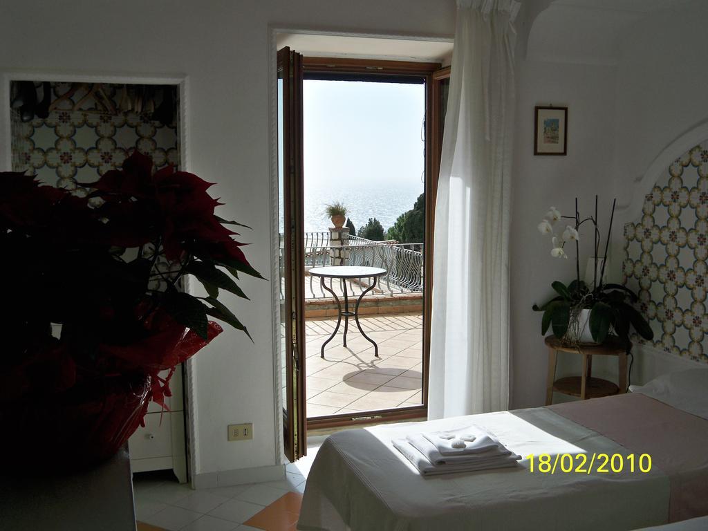 Hotel 4 Stagioni Capri Ruang foto